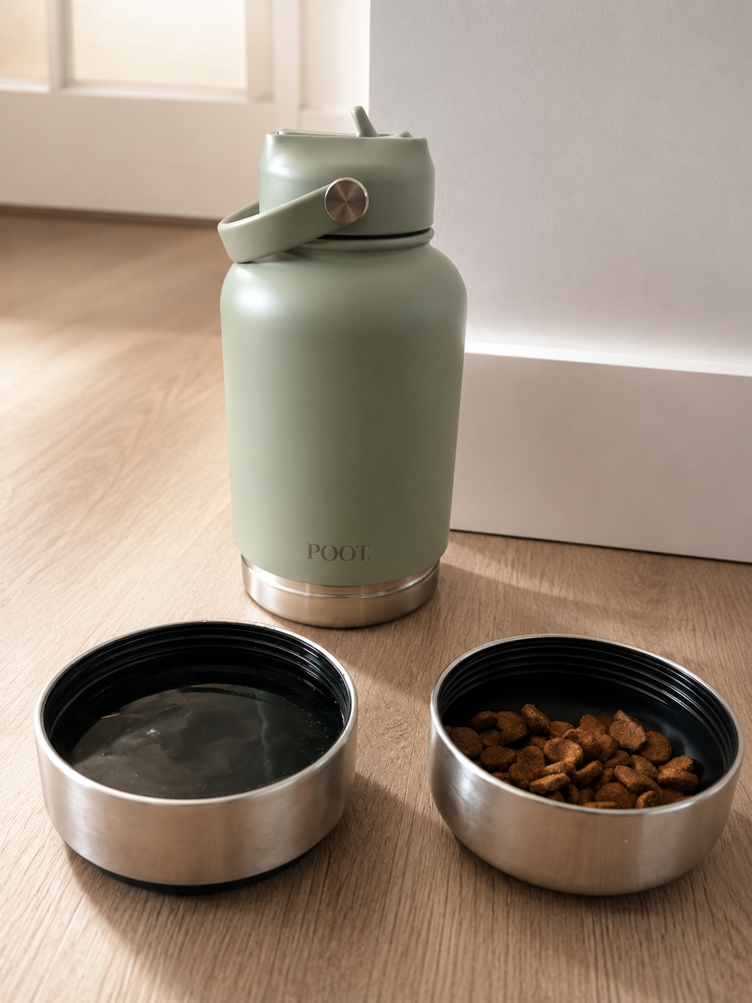 POOT. | 2-in-1 Reisfles – Water & Voerbak